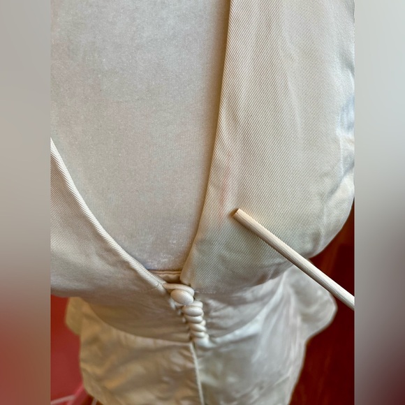 Reformation Rylan Top - Picture 10 of 16